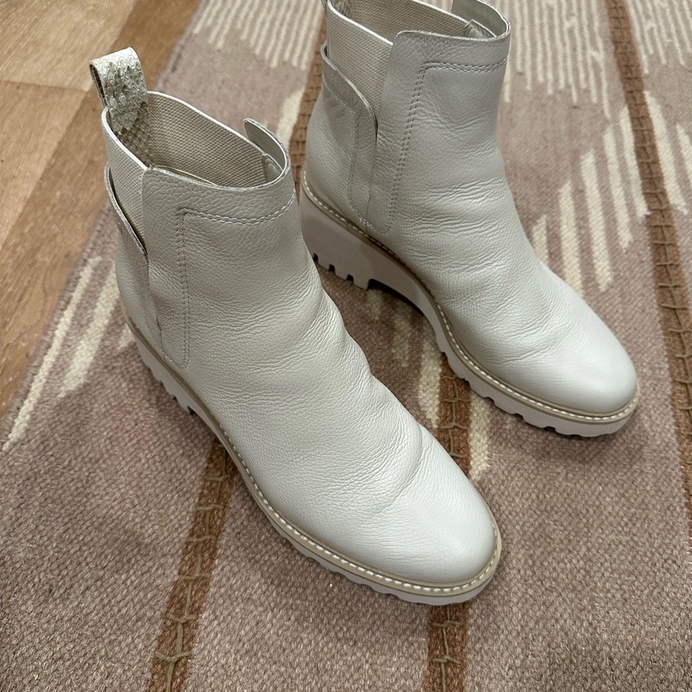 Dolce Vida Women's White Leather Ankle Boots
